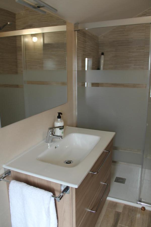 Apartamentos Turisticos Escorraladas Baltanas Bagian luar foto