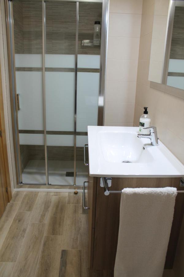 Apartamentos Turisticos Escorraladas Baltanas Bagian luar foto